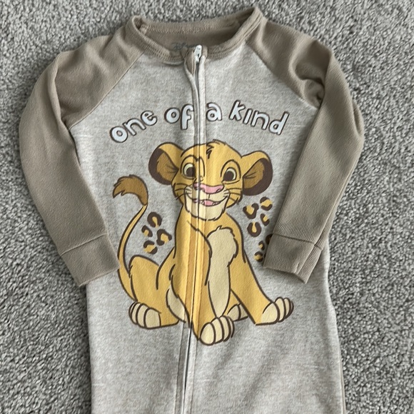 Disney Lion King Jammies - Picture 2 of 4